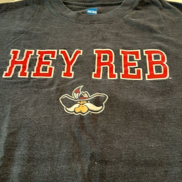 UNLV Rebels T-shirt. Size Large. NCAA. - Picture 3 of 4